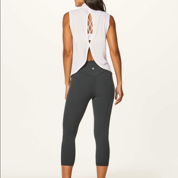 Lululemon Twist and Reach Mock Neck Tank - Picture 4 of 6